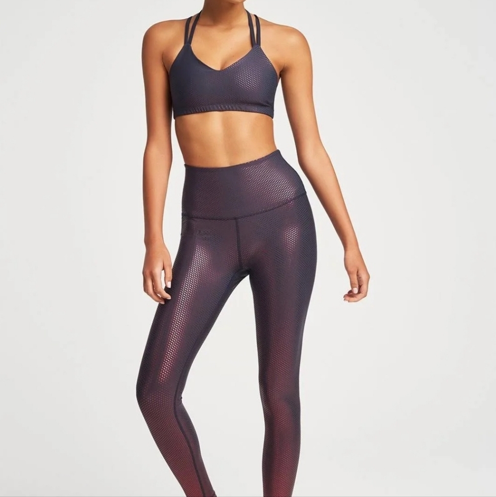 Beyond Yoga Spot On Leggings and Sports Bra Set L/M